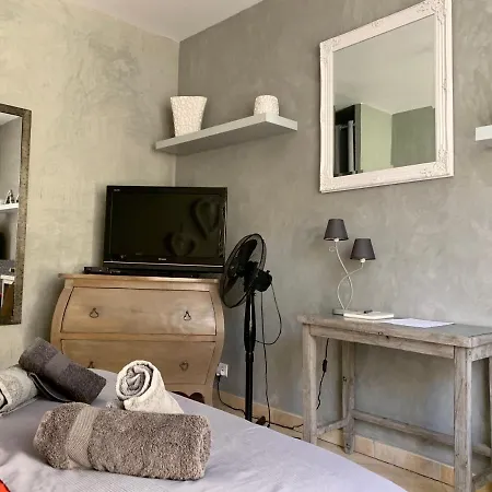 Fiora Bed & Breakfast Martigues